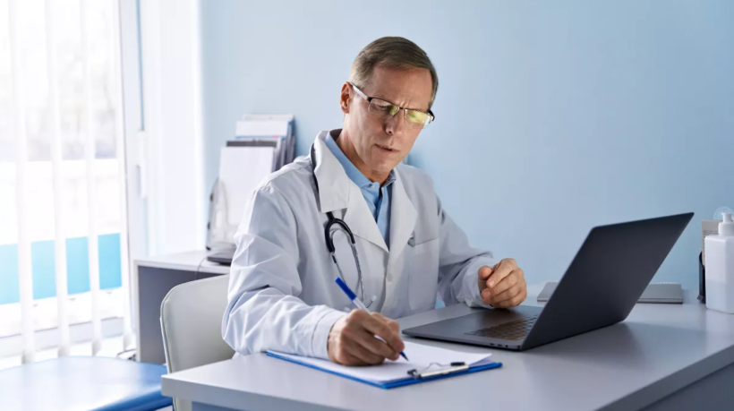 doctor_office_19024335101