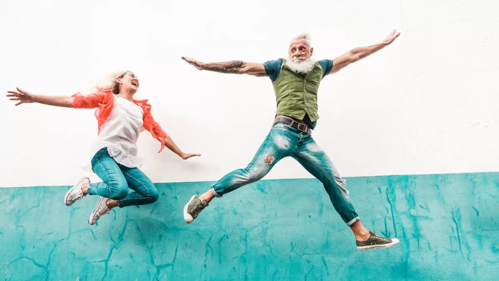 old_couple_happy_1315026326